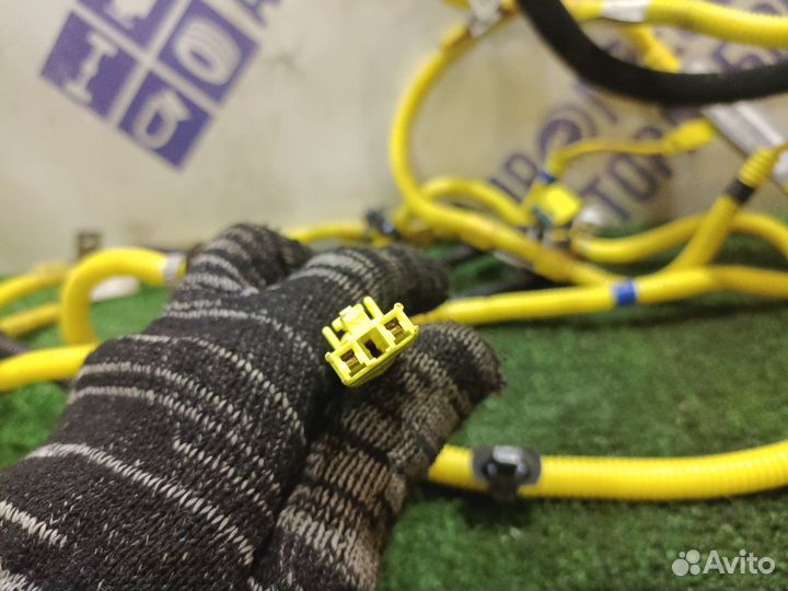 Проводка салона Hyundai Elantra 3 Xd2 седан 1.6