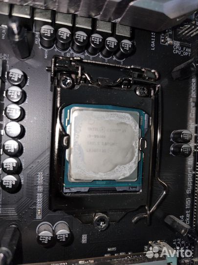 I9 9900k + z390 aorus master + 32gb gskill4400cl16