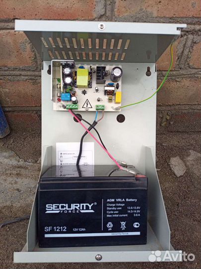 Блок бесперебойного питания