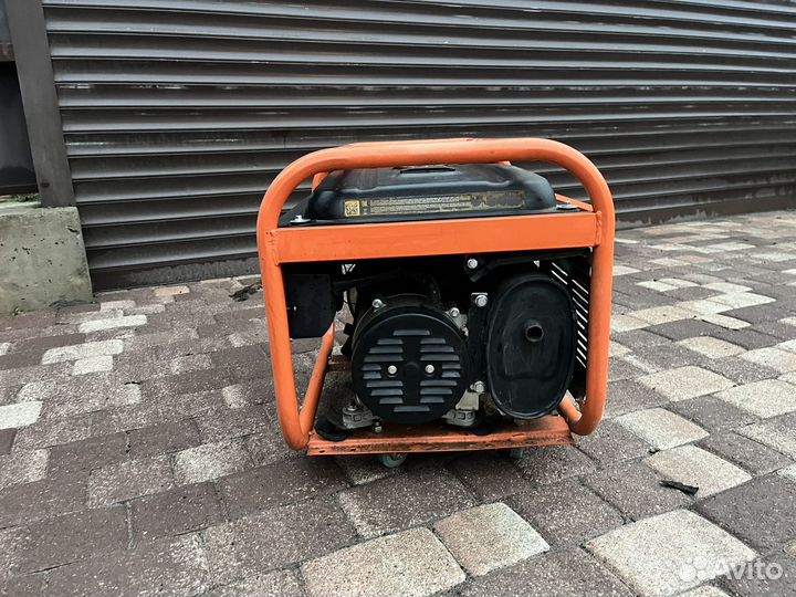 Генератор бензиновый
