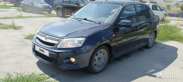 LADA Granta 1.6 МТ, 2013, 111 000 км