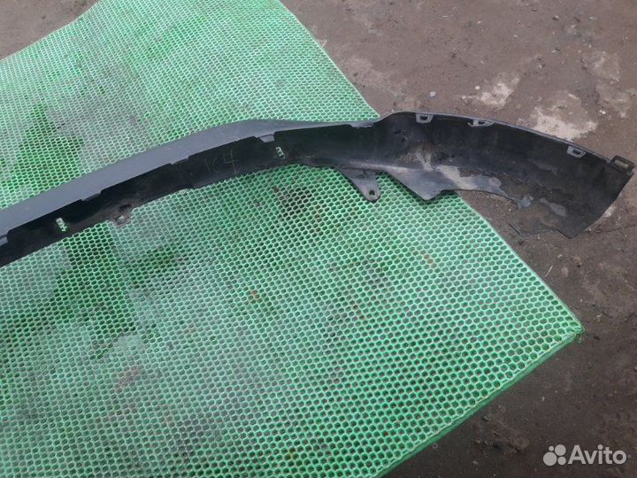 Губа бампера передняя Toyota Rav 4