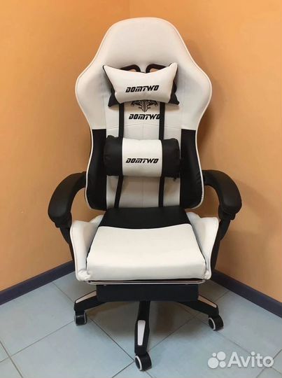 Компьютерное игровое кресло геймерское с массажем