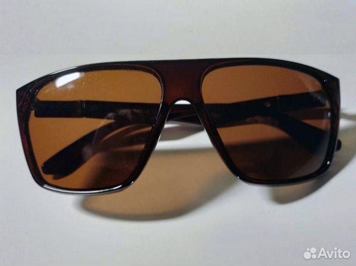 Солнцезащитные очки с поляризацией