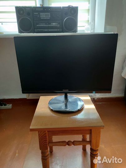 Монитор Philips 224Е5