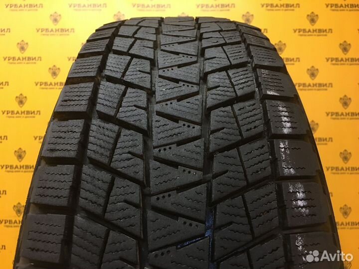 Bridgestone Blizzak DM-V1 215/70 R17 101R