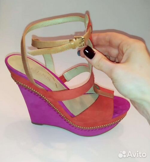 Босоножки оригинал Guess