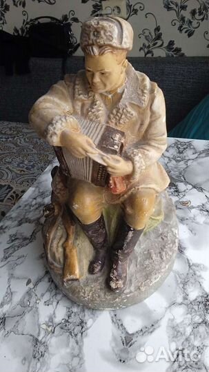 Статуэтка василий теркин