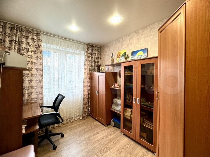 4-к. квартира, 61 м², 3/5 эт.