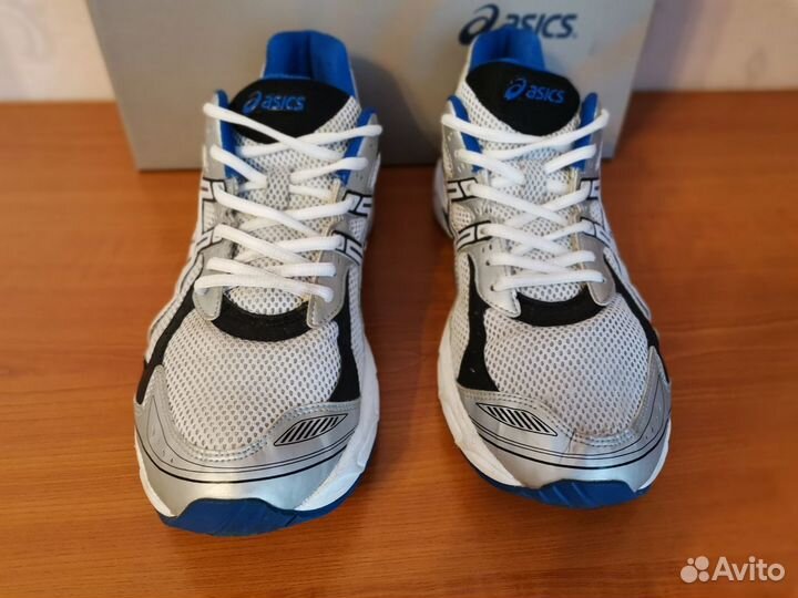 Asics t1f4n store