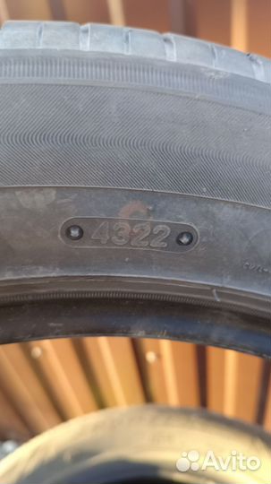 Triangle Sportex TSH11 215/55 R17 94Y