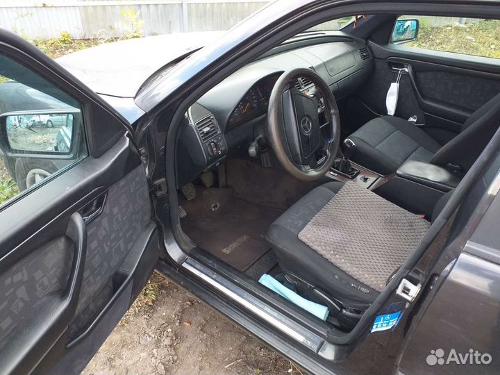 Авторазбор Mercedes C 202