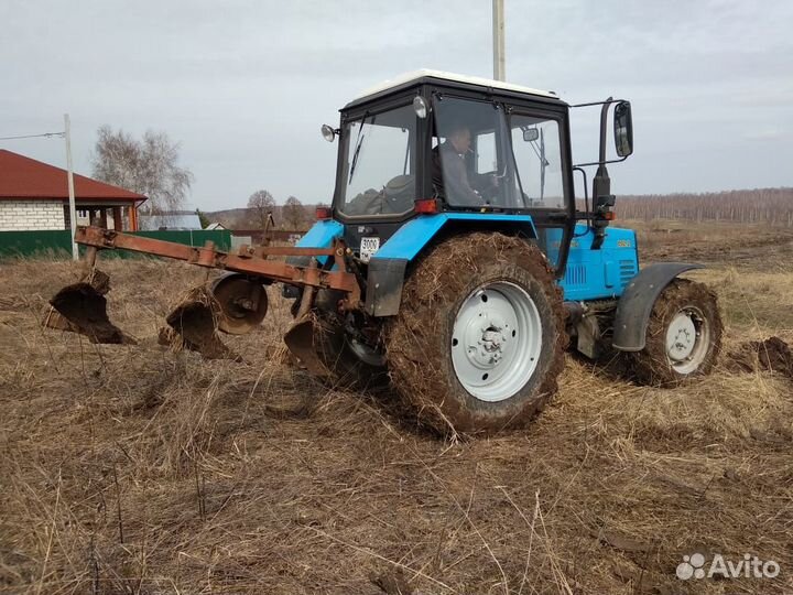 Аренда трактора уборка снега щётка + увлажнитель