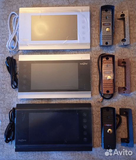 Видеодомофон 7