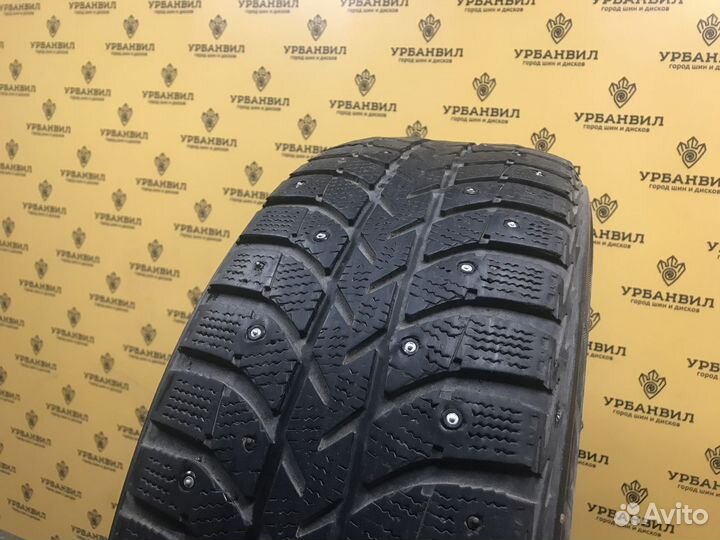 Bridgestone Ice Cruiser 5000 205/60 R16 92T