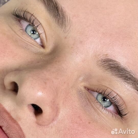 Ламинирование и окрашивание ресниц