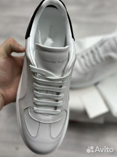 Кеды Alexander Mcqueen мужские белые черным кож