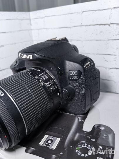 Canon 700d kit