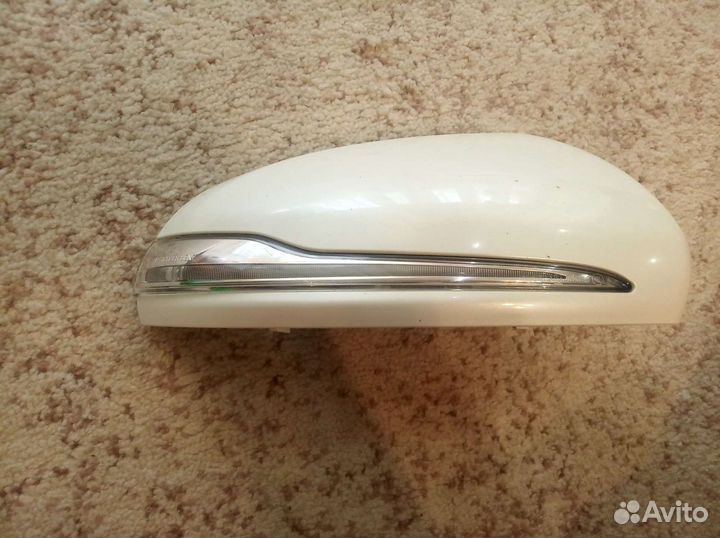 Колпак на зеркало с повторителем Мерседес