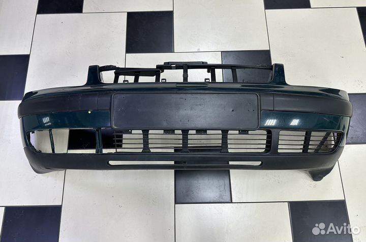 Бампер передний Volkswagen Passat B5