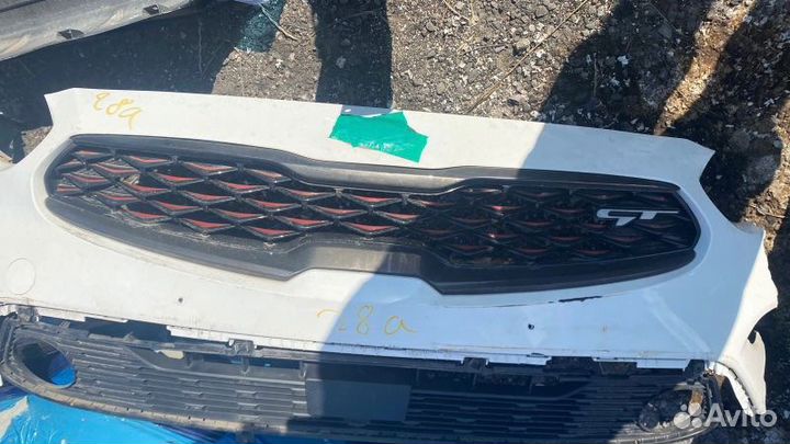 Решетка радиатора Kia Cerato 4 GT- line G4FJ turbo