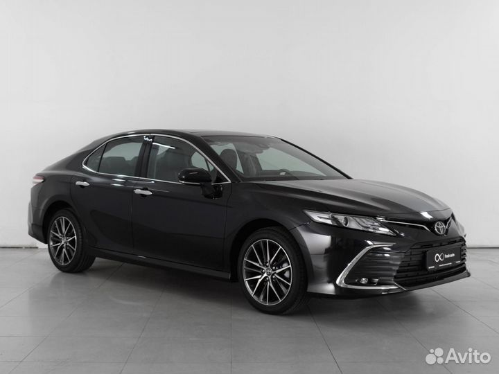 Toyota Camry, 2023