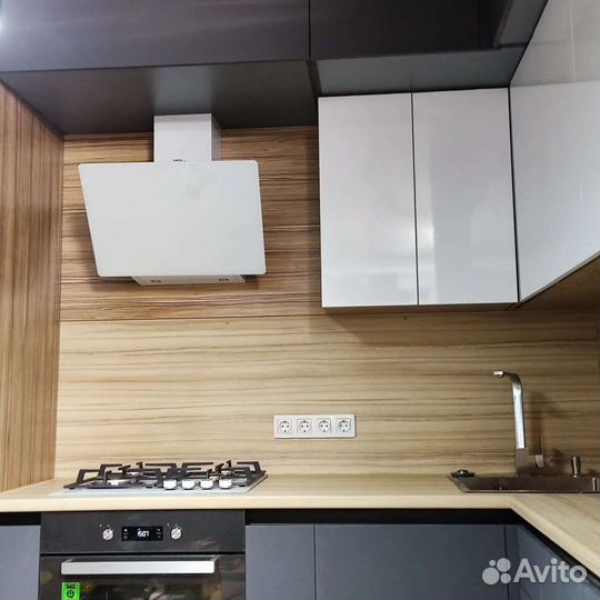 Кухня без ручек