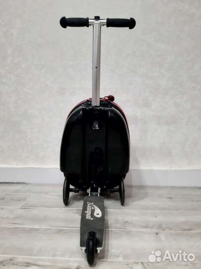 Чемодан самокат