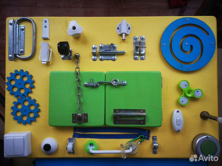 Детский бизиборд