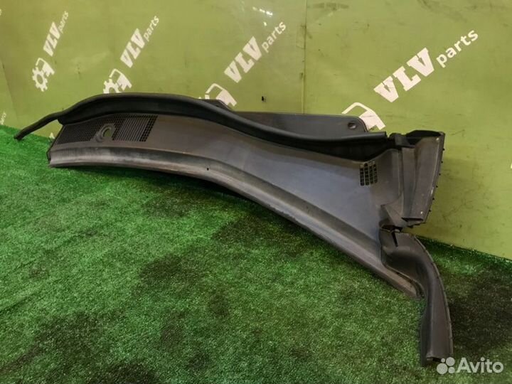 Жабо правое Honda Crosstour