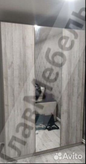 Шкаф распашной