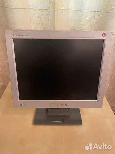 Монитор LG Flatron 15 дюймов