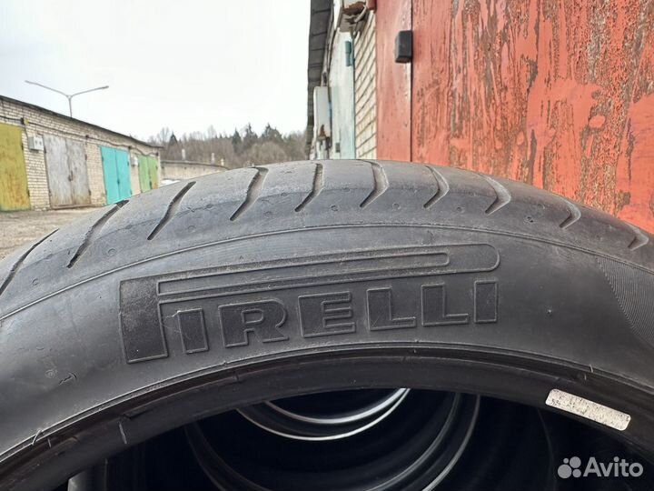 Pirelli P Zero 255/40 R19