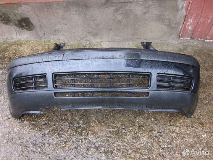 Бампер передний Volkswagen Golf 4