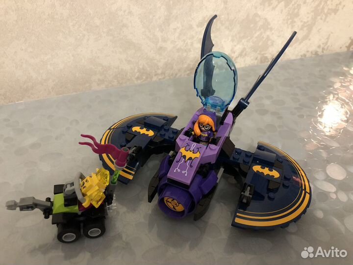 Конструктор lego DC Super Hero Girls Бэтгёрл: пого