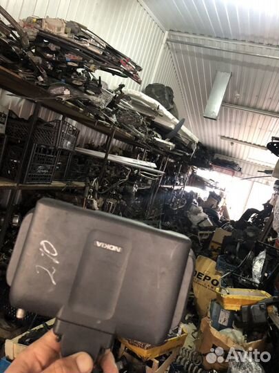 Блок управления штатным телефонам на Мерседес Е210