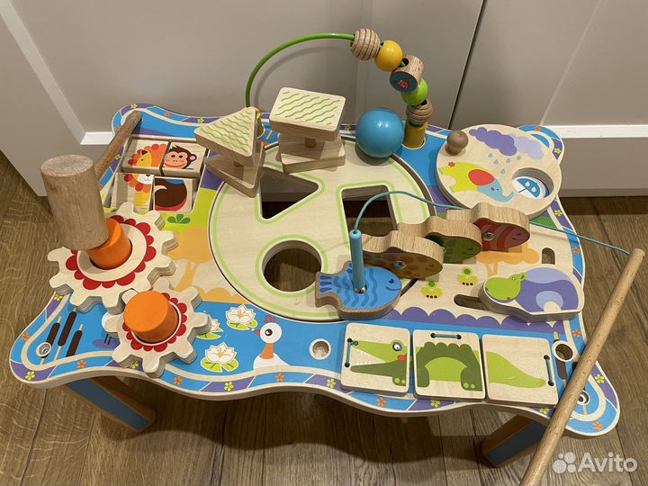 Lucy and Leo Бизи борд, сортер, рыбалка