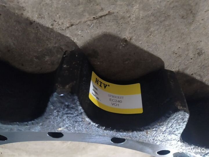 Звезда 14532401 Экскаватор Volvo EC240B