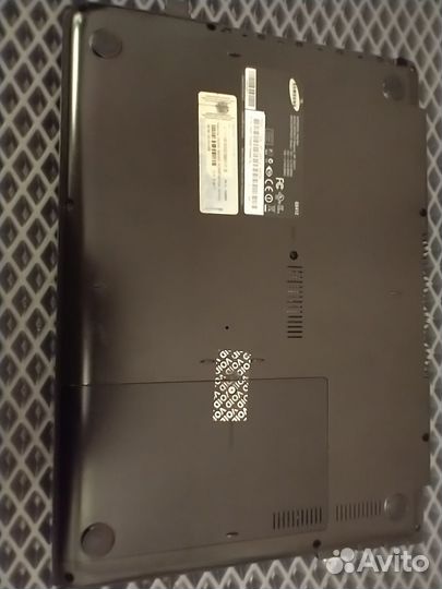 Ноутбук Samsung NP-QX412