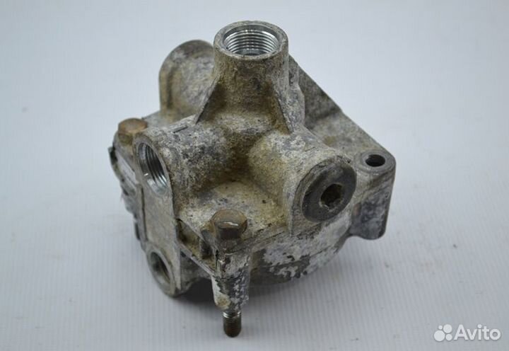 Кран ускорительный тормозной MAN TGX 18.440 (01.07