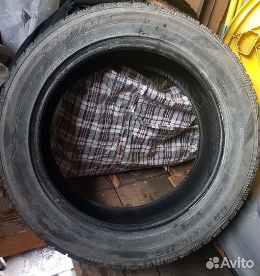 Dunlop Graspic DS3 225/55 R18