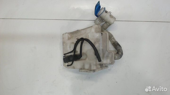 Бачок омывателя Volkswagen Caddy, 2010