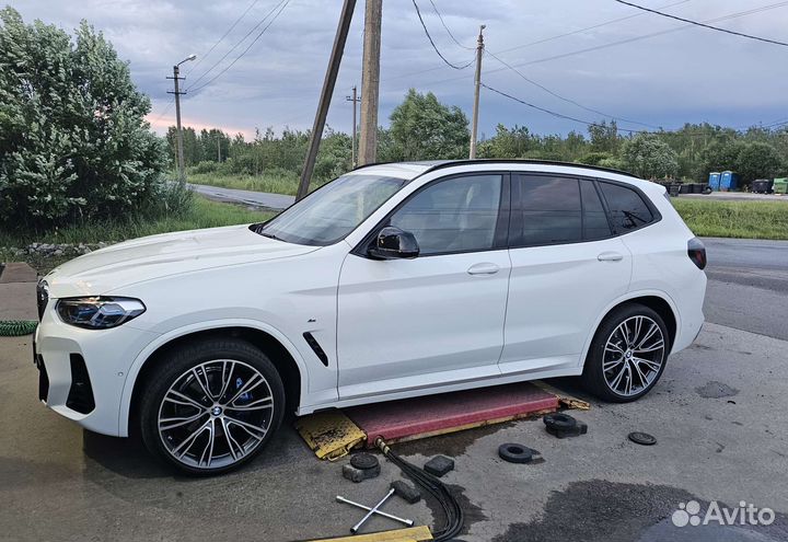 BMW X4 G01 M40 R21 Individual Bicolor Разноширокие