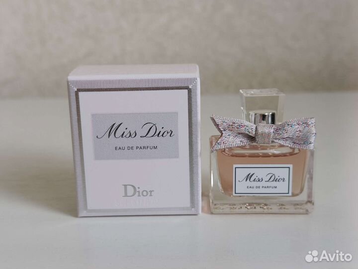 Парфюмерная вода Miss Dior