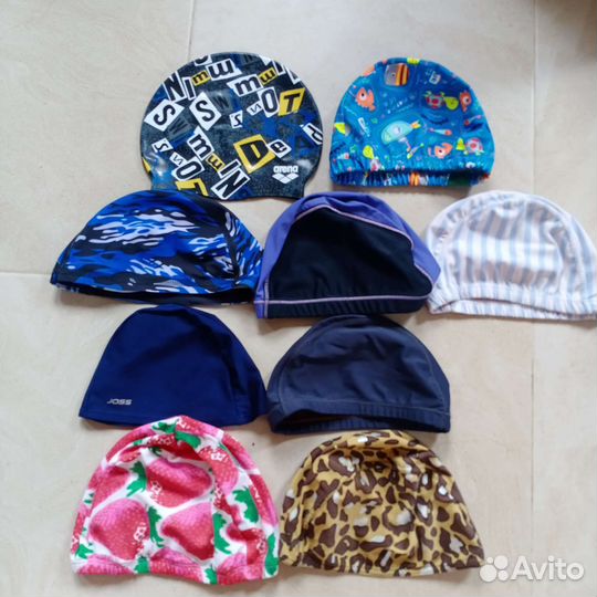 Шапочки для бассейна