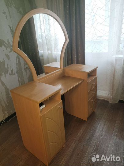 Трюмо трельяж с зеркалом бу