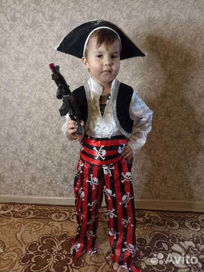 Прокат карнавальных костюмов