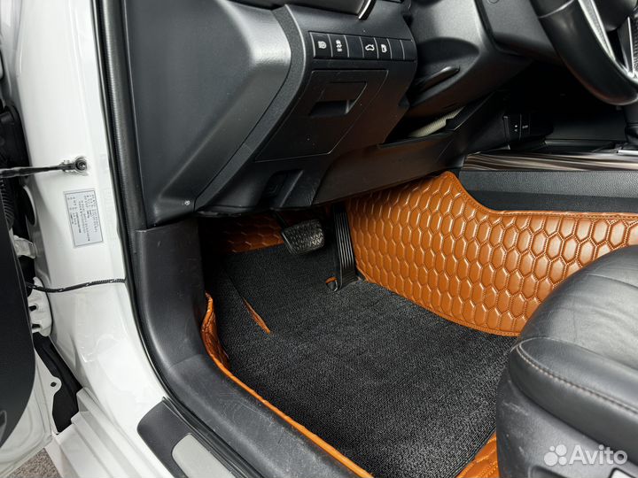 Автомобильные коврики 3D