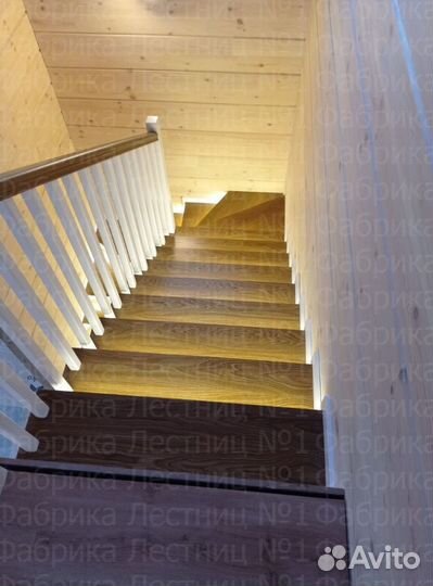 Лестница из массива дерева