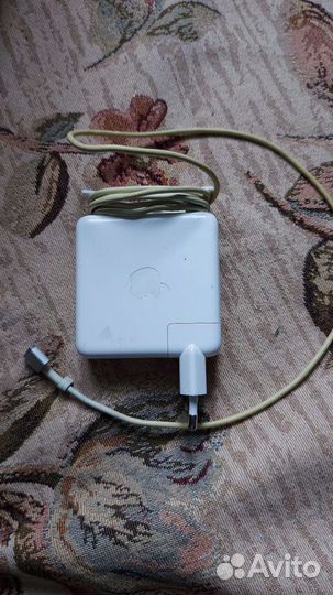 Зарядный блок Apple